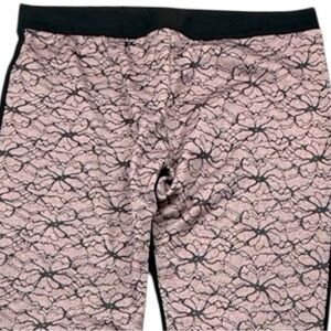 Connection 18 Pink Black Floral‎ Leggings Women L Stretch Athleisure Gym Active